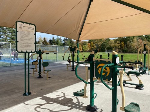 Outdoor exercise equipment