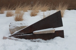 Split Rock sculpture by David Barr